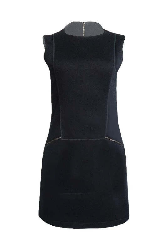 Sleeveless Black Shift Dress With Zipper Pockets