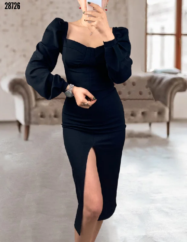 Crepe fabric wide sleeve dress with slit detail REF:28726