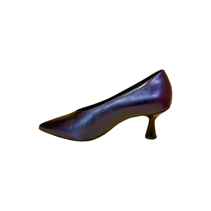 106001 Petrol Sculptured Heel Pump