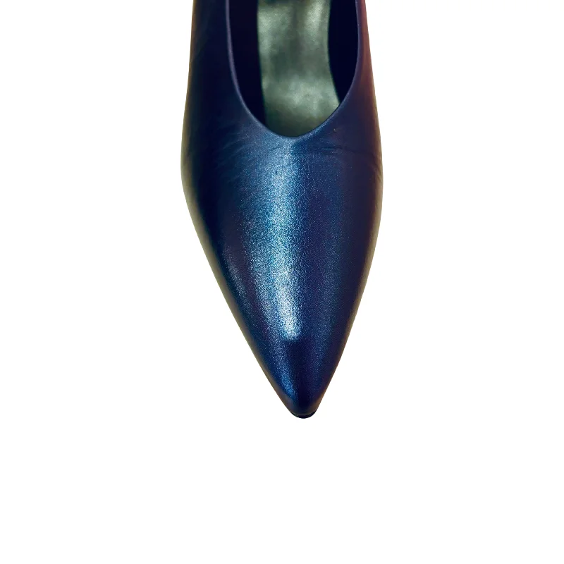 106001 Petrol Sculptured Heel Pump