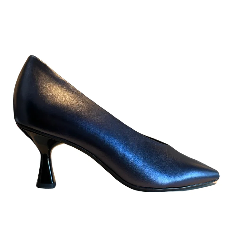 106001 Petrol Sculptured Heel Pump