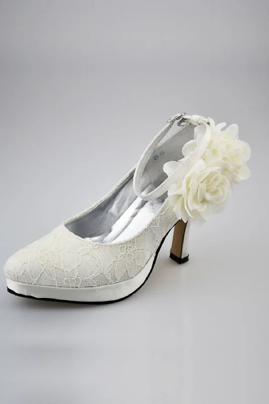 Ivory Lace Ankle Strap Shoes With White Flowers S30